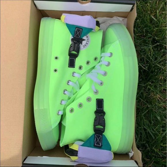 Converse CTAS HI Buckle Up Shoes in Neon Ghost Green New With Box Mens - Picture 11 of 12